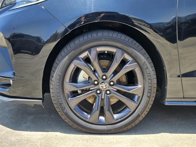 used 2024 Toyota Sienna car, priced at $47,499