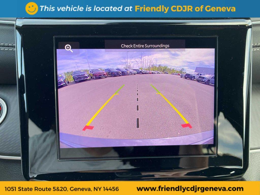 new 2025 Jeep Grand Cherokee car, priced at $45,586