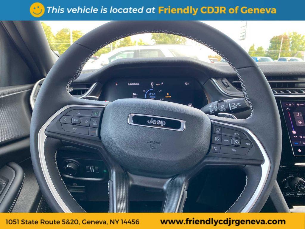 new 2025 Jeep Grand Cherokee car, priced at $45,586