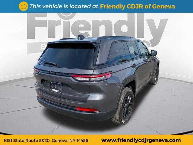 new 2025 Jeep Grand Cherokee car, priced at $45,586