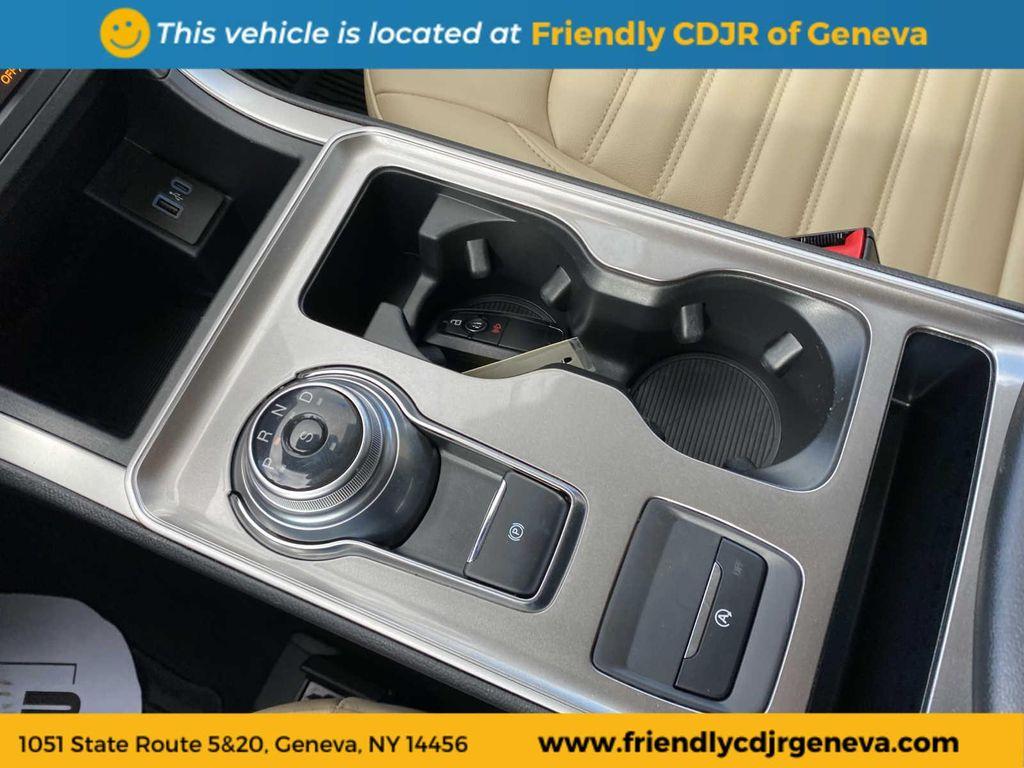 used 2023 Ford Edge car, priced at $27,999