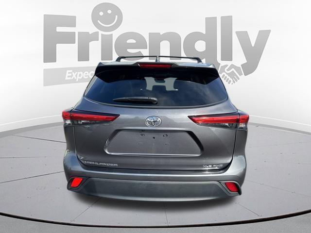 used 2021 Toyota Highlander car, priced at $33,740