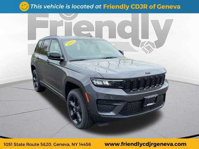 new 2025 Jeep Grand Cherokee car, priced at $48,175