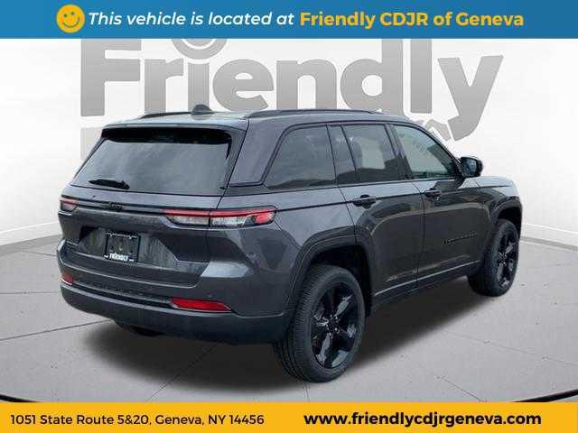 new 2025 Jeep Grand Cherokee car, priced at $48,175