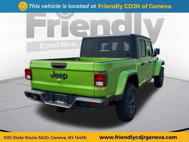new 2025 Jeep Gladiator car, priced at $52,565