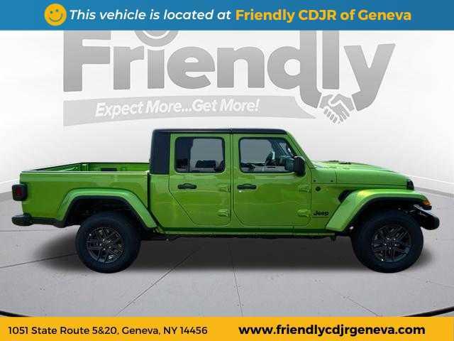 new 2025 Jeep Gladiator car, priced at $52,565