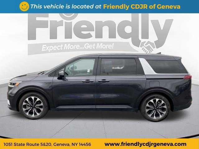 used 2024 Kia Carnival car, priced at $37,999