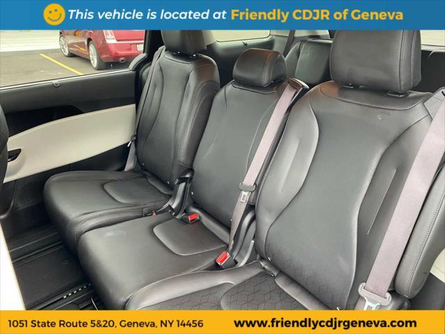 used 2024 Kia Carnival car, priced at $37,999