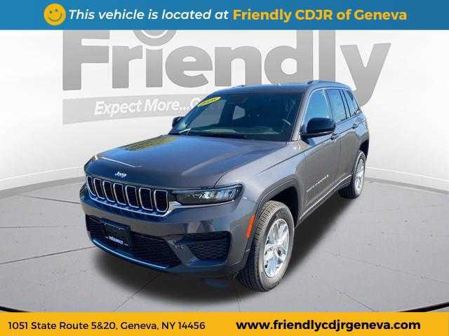 new 2025 Jeep Grand Cherokee car, priced at $43,284