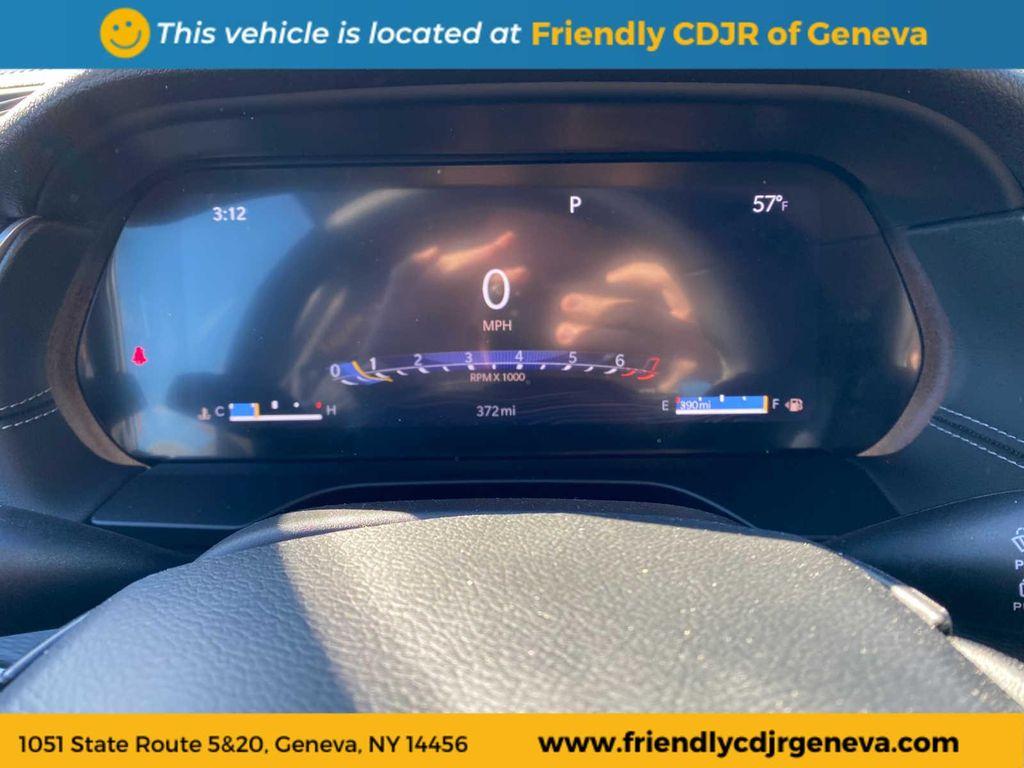 used 2025 Jeep Grand Cherokee car, priced at $42,395