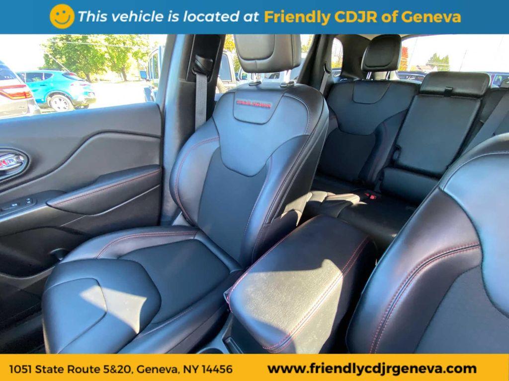 used 2022 Jeep Cherokee car, priced at $28,999