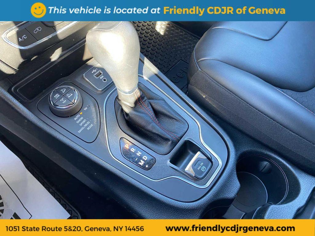 used 2022 Jeep Cherokee car, priced at $28,999