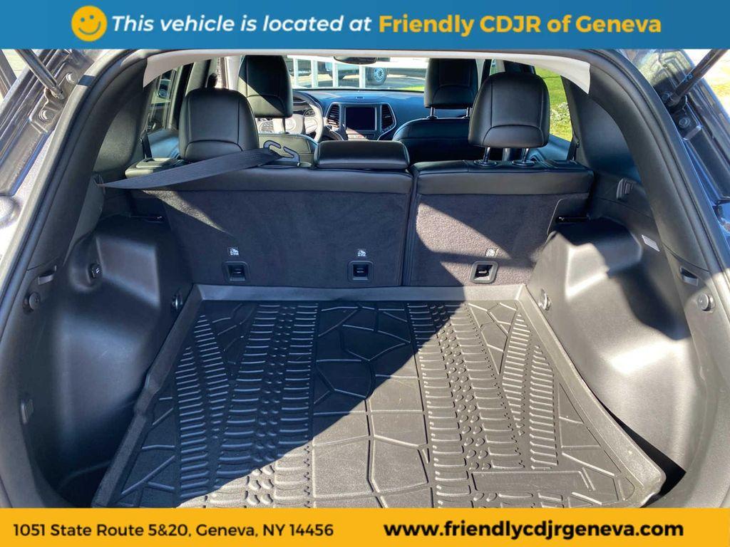 used 2022 Jeep Cherokee car, priced at $28,999