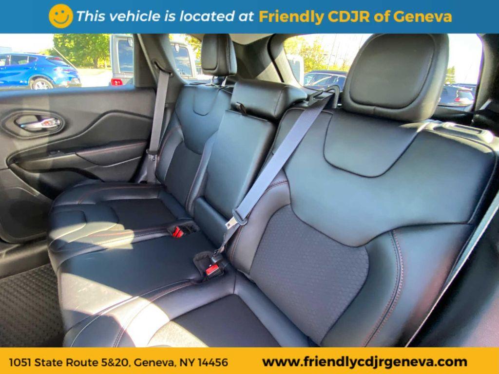 used 2022 Jeep Cherokee car, priced at $28,999