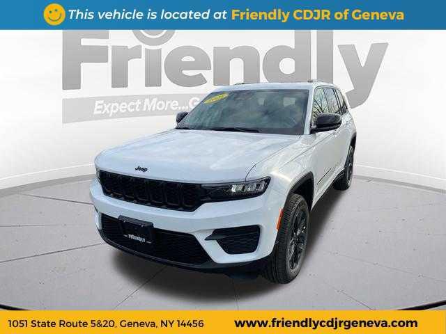 new 2025 Jeep Grand Cherokee car, priced at $45,050