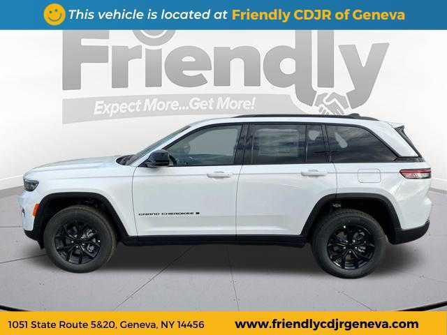 new 2025 Jeep Grand Cherokee car, priced at $45,050