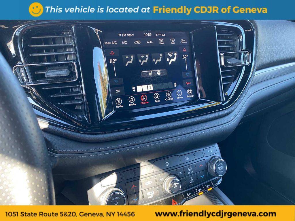 used 2022 Dodge Durango car, priced at $31,995