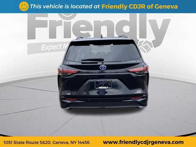 used 2022 Toyota Sienna car, priced at $44,699