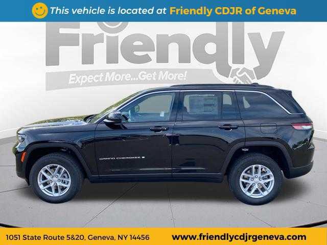 new 2025 Jeep Grand Cherokee car, priced at $43,409