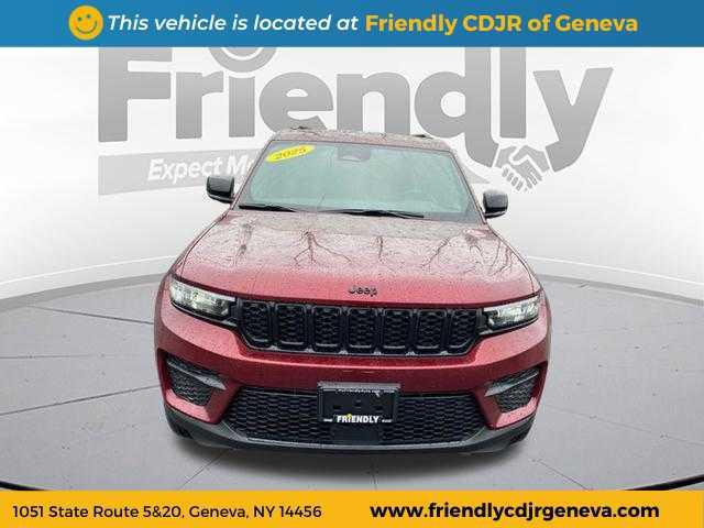 new 2025 Jeep Grand Cherokee car, priced at $49,370