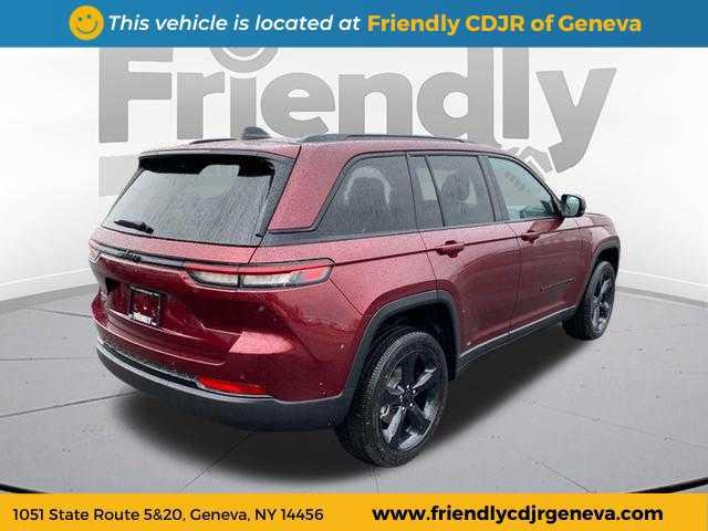 new 2025 Jeep Grand Cherokee car, priced at $49,370