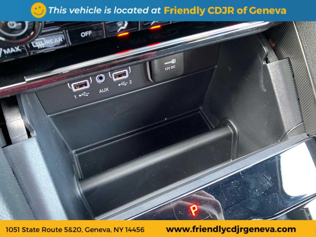 new 2025 Jeep Grand Cherokee L car, priced at $54,445