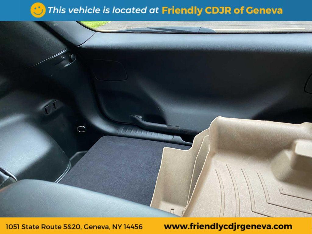 used 2019 Jeep Cherokee car, priced at $15,995