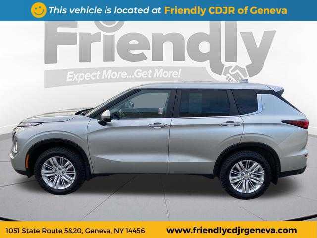 used 2023 Mitsubishi Outlander car, priced at $22,995