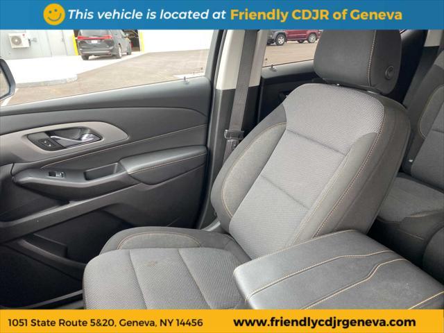 used 2021 Chevrolet Traverse car, priced at $27,999