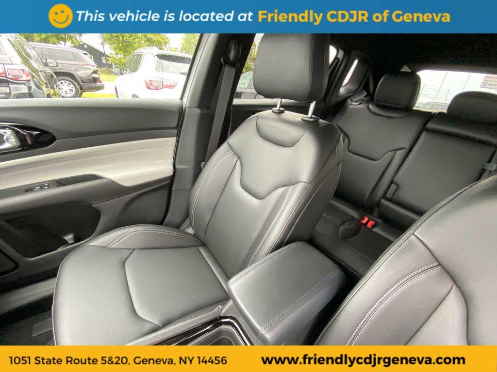 new 2025 Jeep Compass car, priced at $33,564