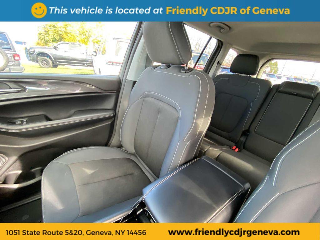 used 2023 Jeep Grand Cherokee car, priced at $31,995