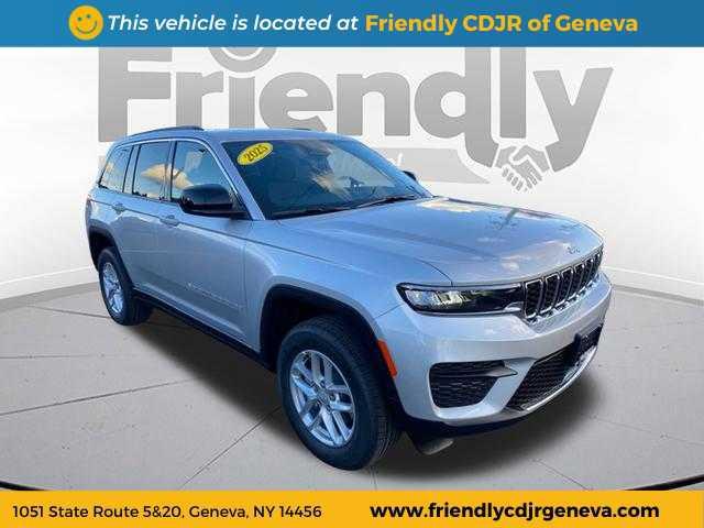 new 2025 Jeep Grand Cherokee car, priced at $44,170