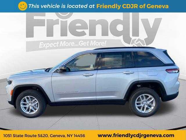 new 2025 Jeep Grand Cherokee car, priced at $44,170