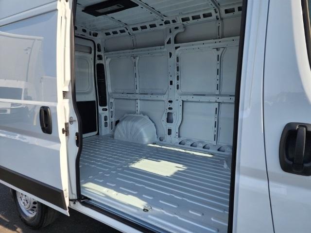 new 2024 Ram ProMaster 2500 car, priced at $49,324