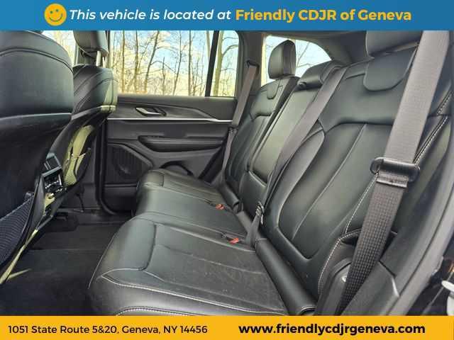 used 2024 Jeep Grand Cherokee car, priced at $42,999