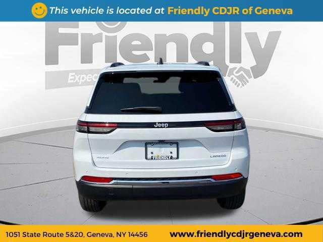 new 2025 Jeep Grand Cherokee car