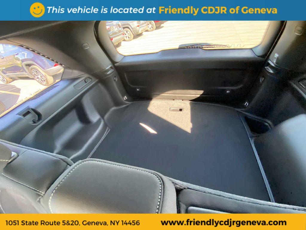 new 2025 Jeep Grand Cherokee car, priced at $42,873