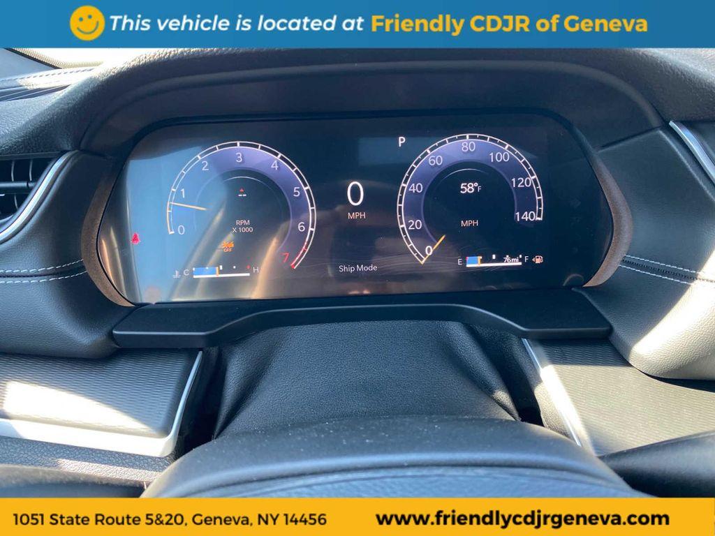 new 2025 Jeep Grand Cherokee car, priced at $43,284