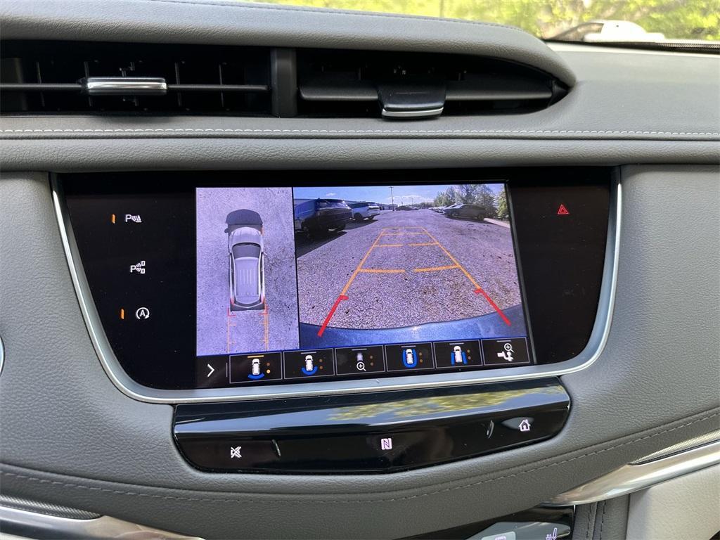 used 2020 Cadillac XT5 car, priced at $25,988