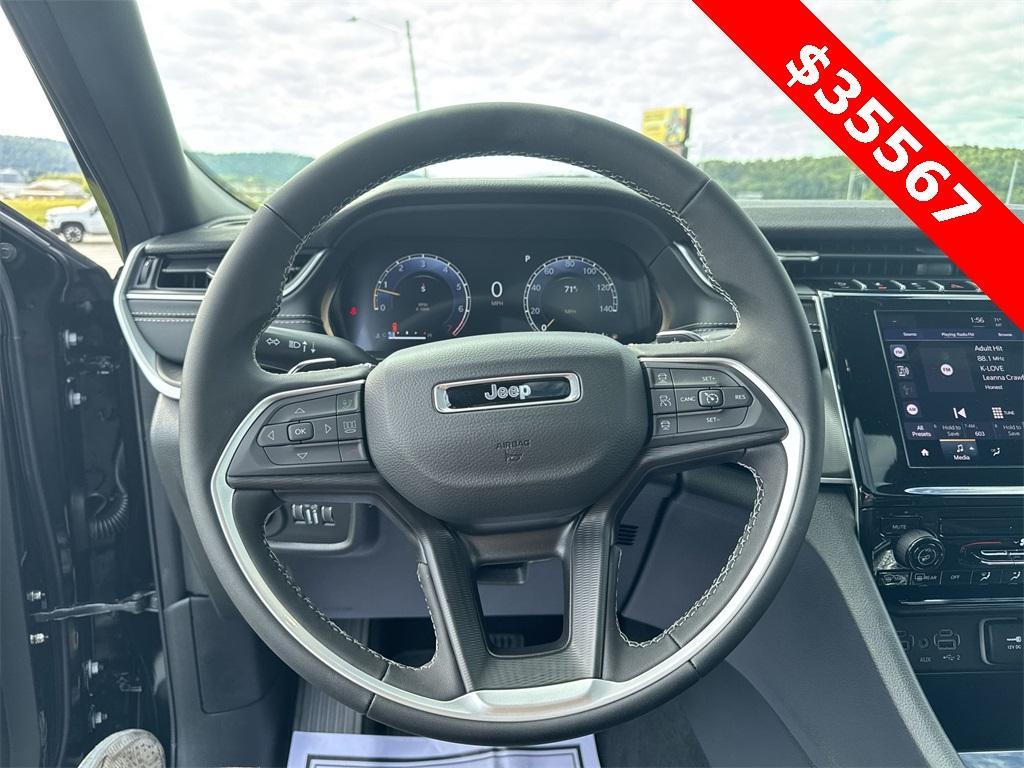 new 2025 Jeep Grand Cherokee car, priced at $35,567