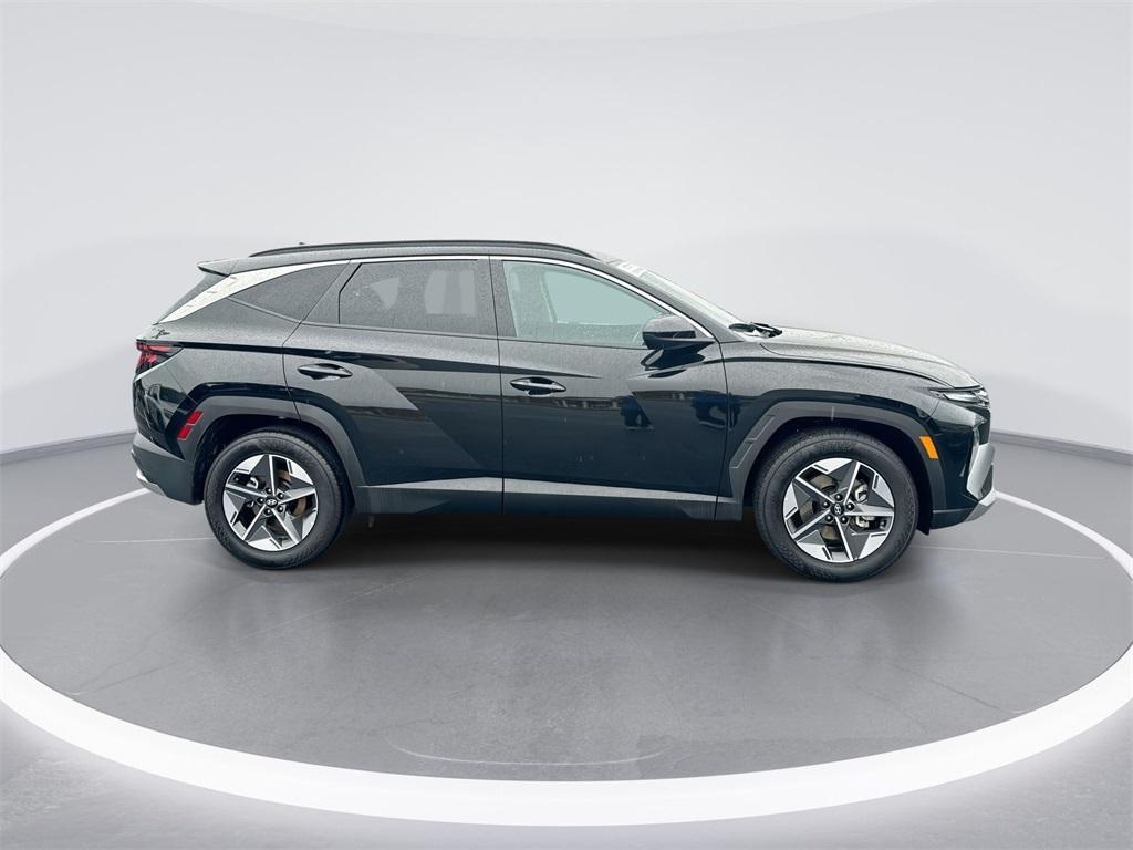 used 2025 Hyundai Tucson car, priced at $28,900