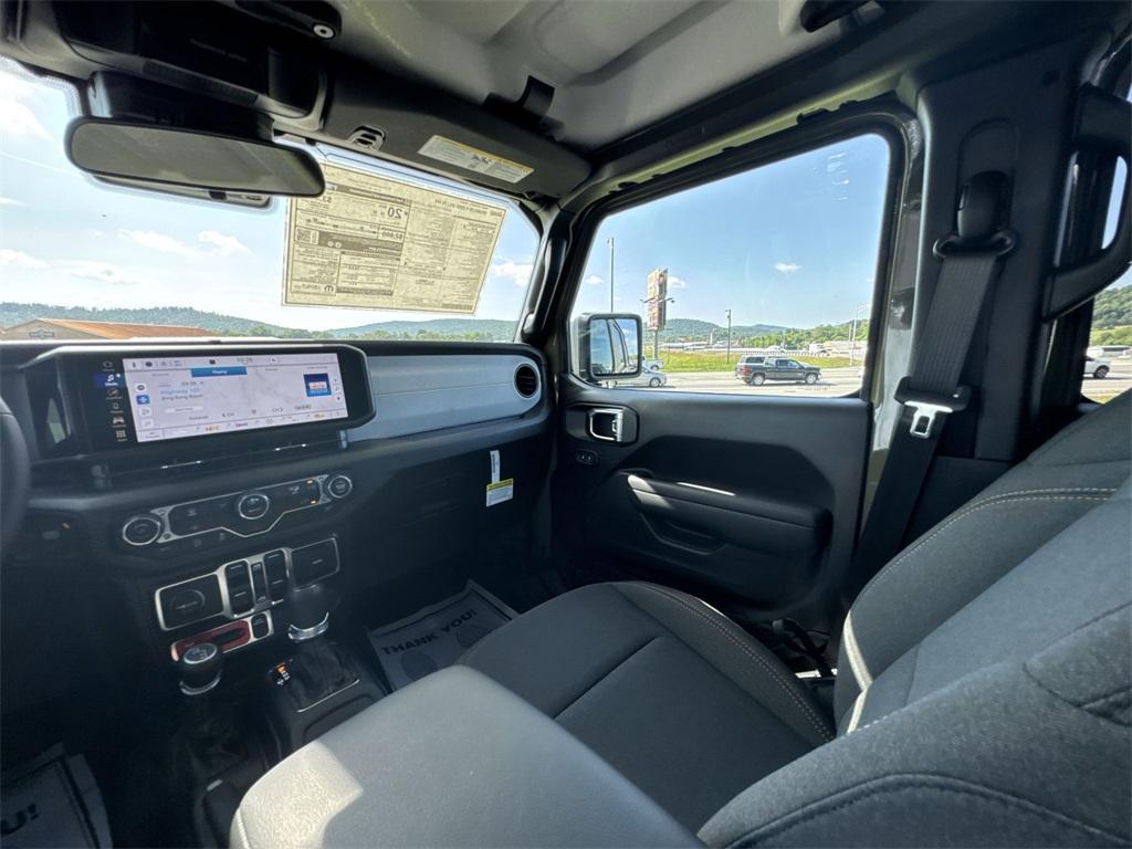 new 2025 Jeep Wrangler car, priced at $48,939
