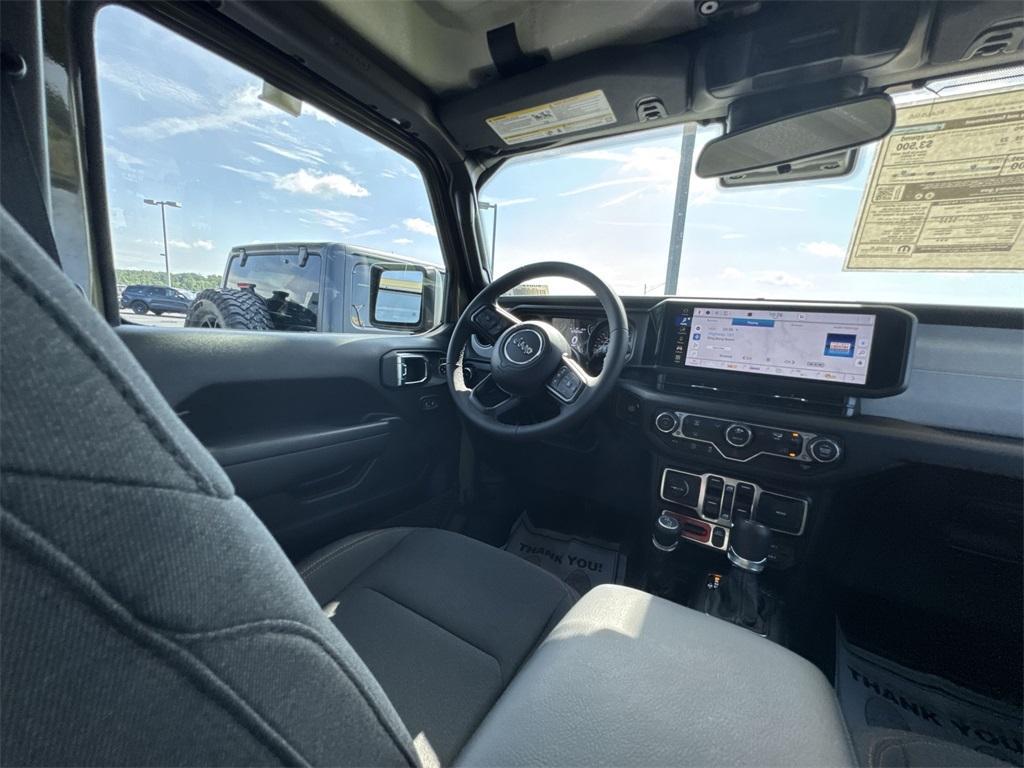 new 2025 Jeep Wrangler car, priced at $48,939