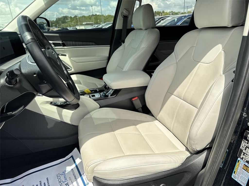 used 2024 Kia Telluride car, priced at $42,800