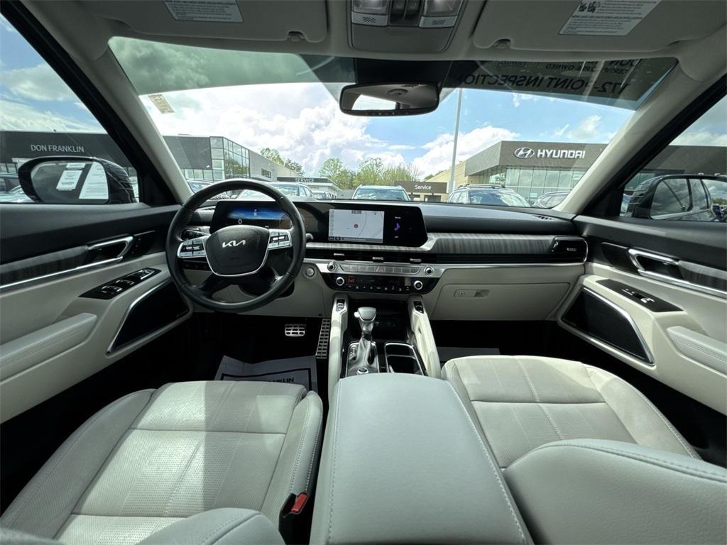 used 2024 Kia Telluride car, priced at $42,800