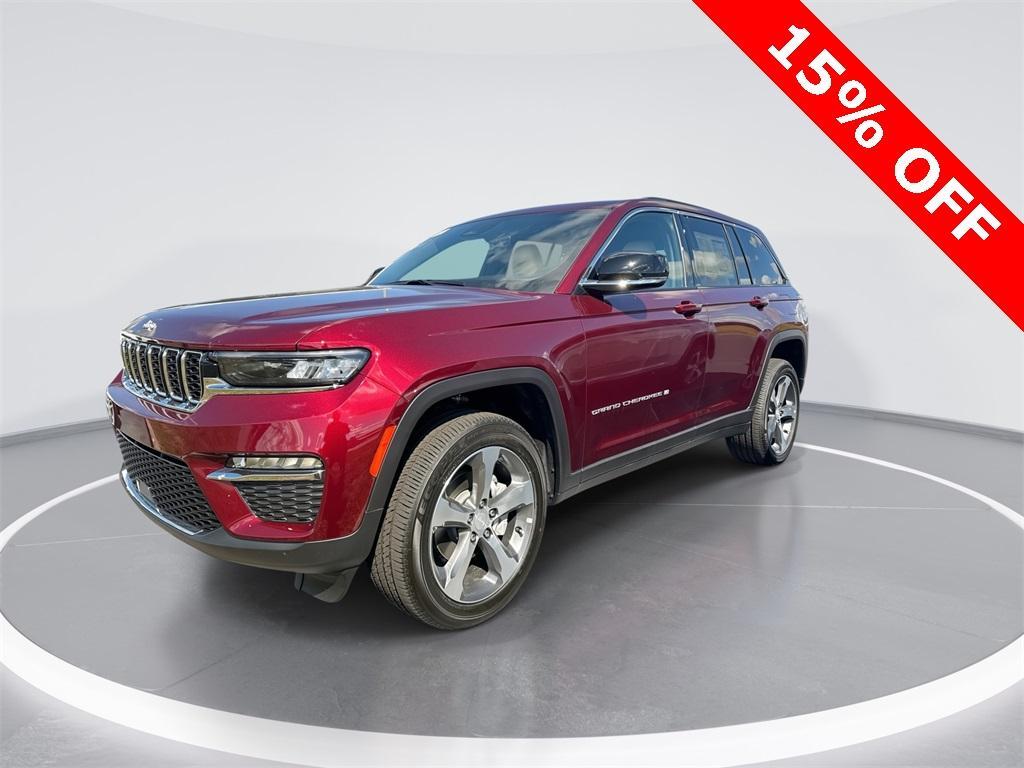 new 2025 Jeep Grand Cherokee car, priced at $45,511