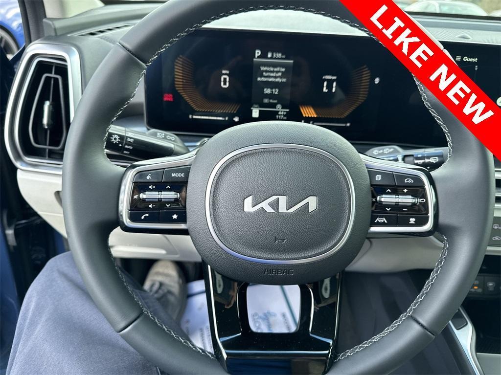 used 2025 Kia Sorento car, priced at $32,788