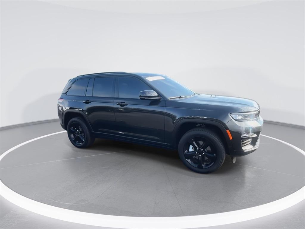 used 2024 Jeep Grand Cherokee car, priced at $39,987