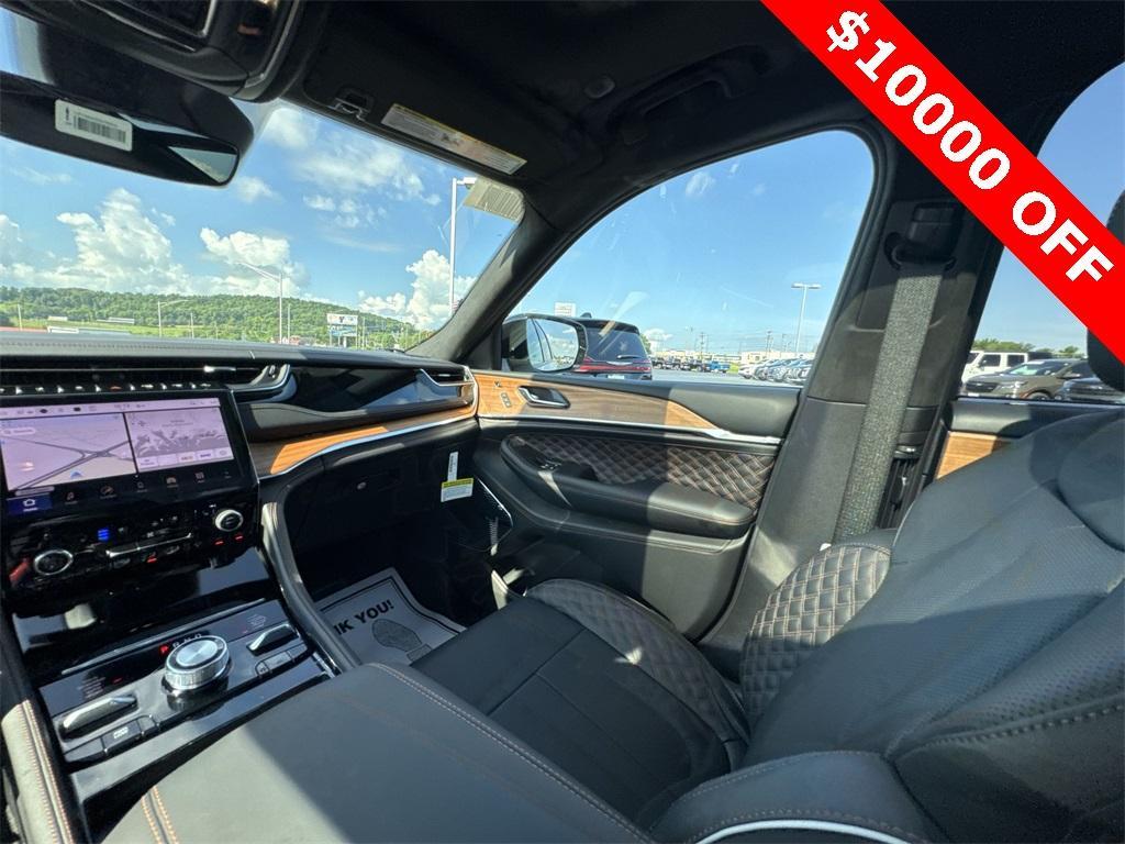 new 2025 Jeep Grand Cherokee L car, priced at $59,965