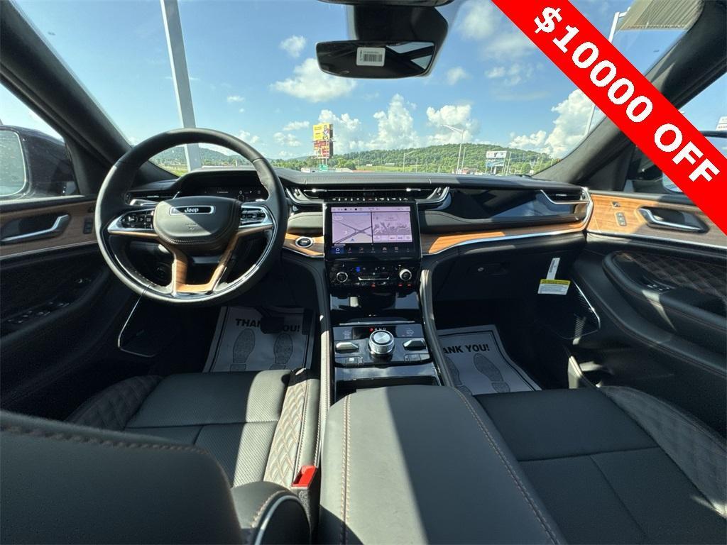 new 2025 Jeep Grand Cherokee L car, priced at $59,965